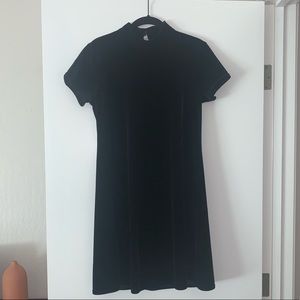 Vintage Rampage High-neck Crushed Velvet Dress